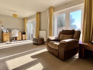 Sun Room- click for photo gallery